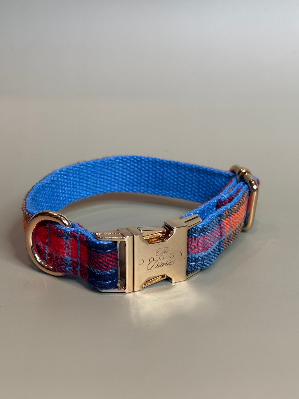 Summer Plaid Collar
